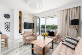Esencja Apartments with Free Parking Garbary 104 by Noclegi Renters